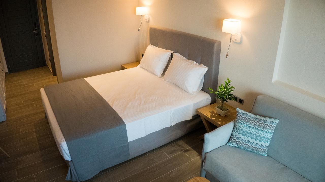 Costa Domus Blue Luxury Apartments Nikiti  Exteriör bild